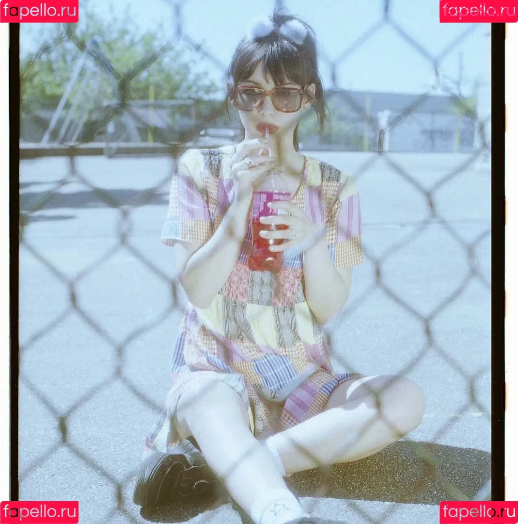 Hannah Marks Onlyfans Photo Gallery 