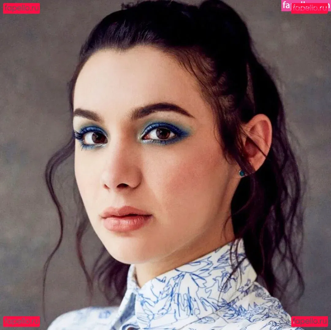 Hannah Marks Onlyfans Photo Gallery 