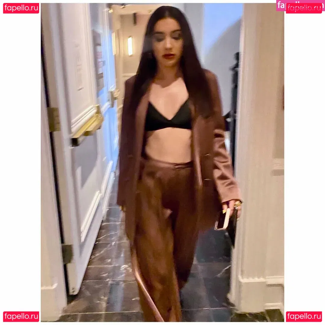 Hannah Marks Onlyfans Photo Gallery 