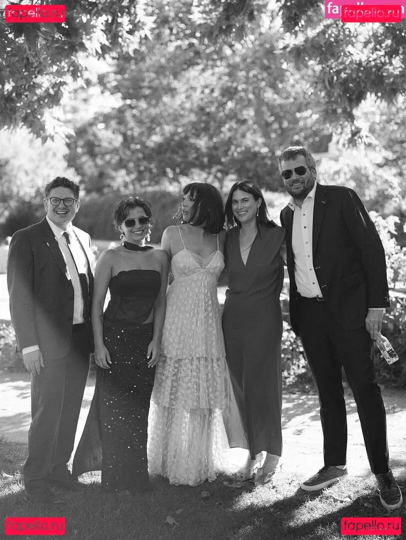 Hannah Marks Onlyfans Photo Gallery 