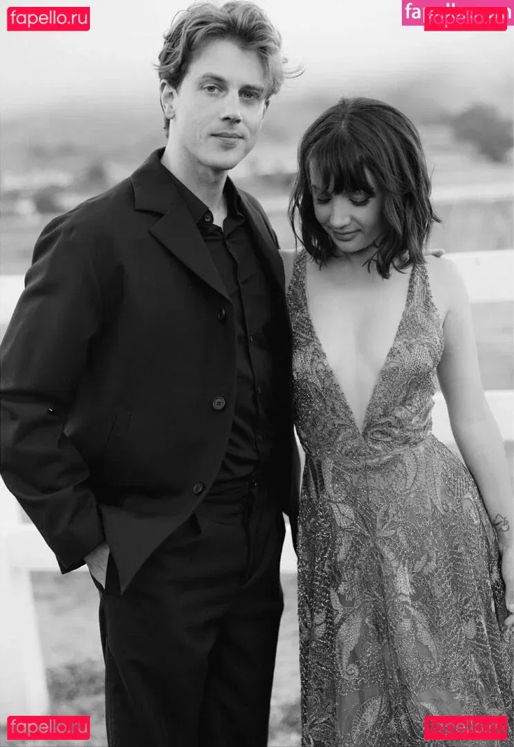 Hannah Marks Onlyfans Photo Gallery 