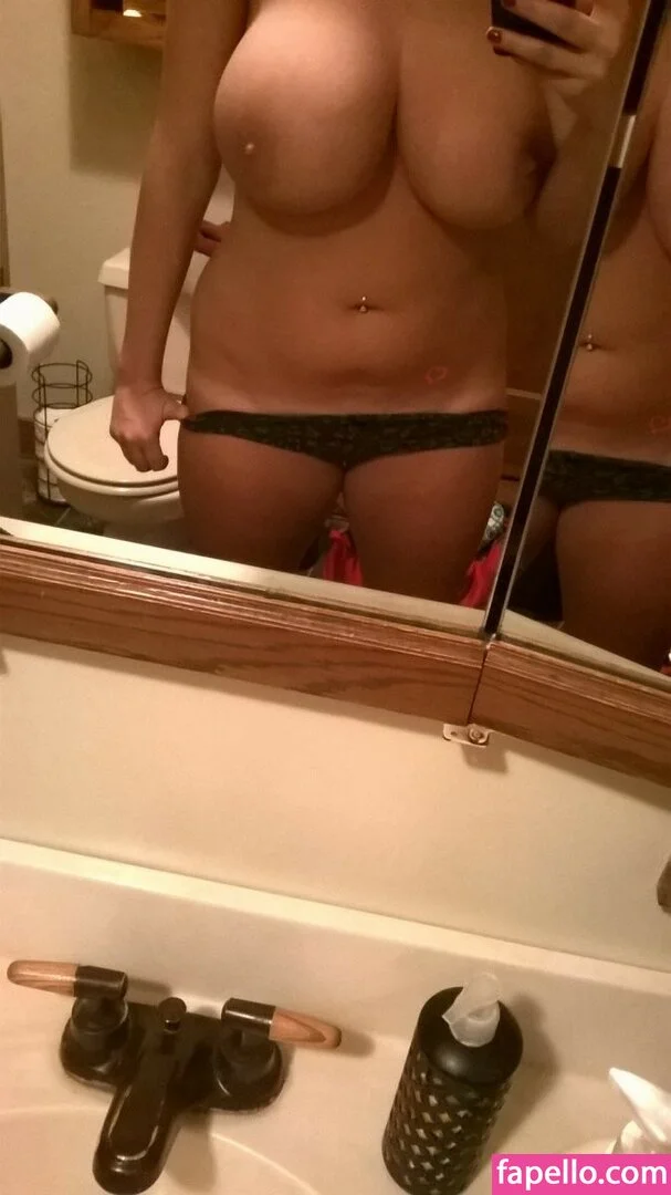 Brino Wyant Onlyfans Photo Gallery 