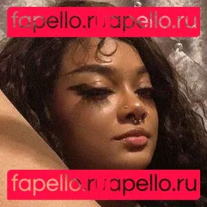 Elizaachar Onlyfans Photo Gallery 