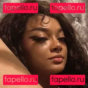 Elizaachar Onlyfans Photo Gallery 