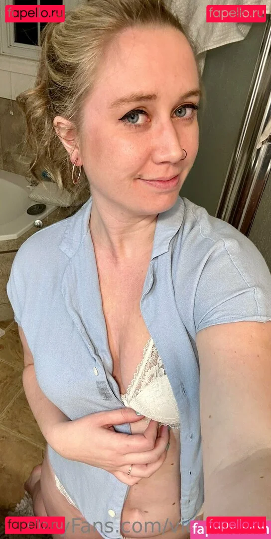 vickixsims Onlyfans Photo Gallery 