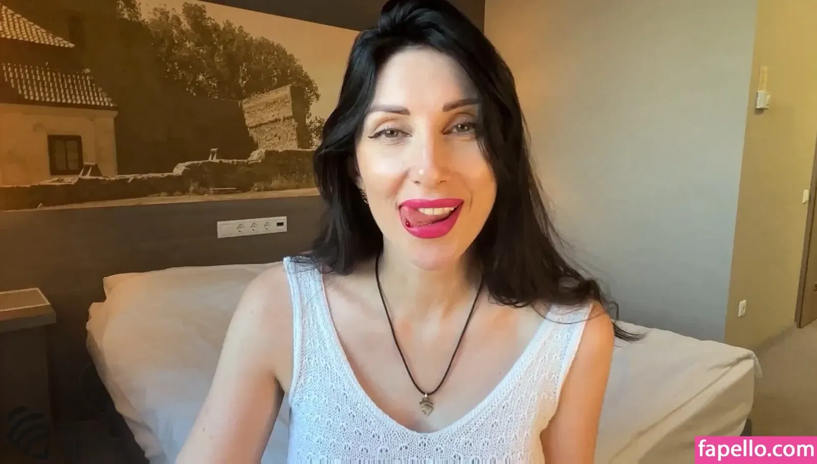 Liza Virgin Onlyfans Photo Gallery 