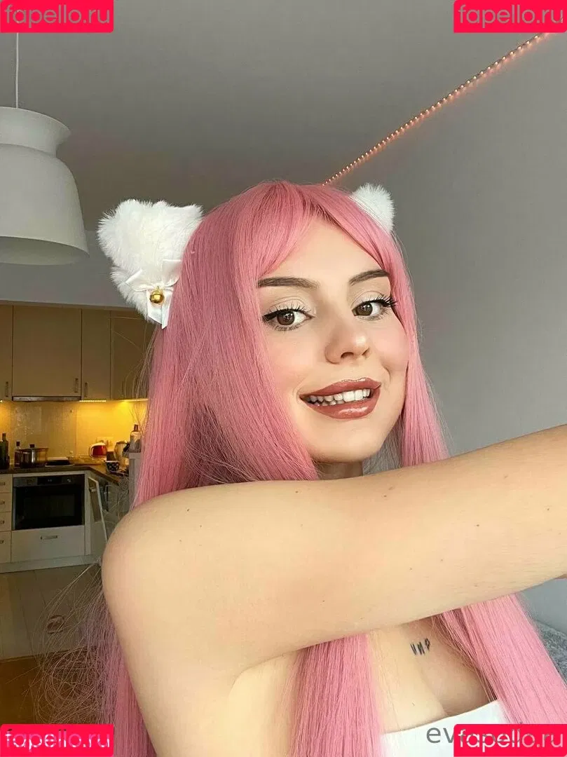 evasodaa Onlyfans Photo Gallery 