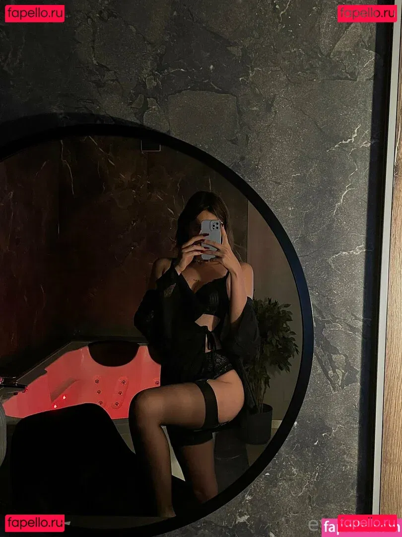 evasodaa Onlyfans Photo Gallery 