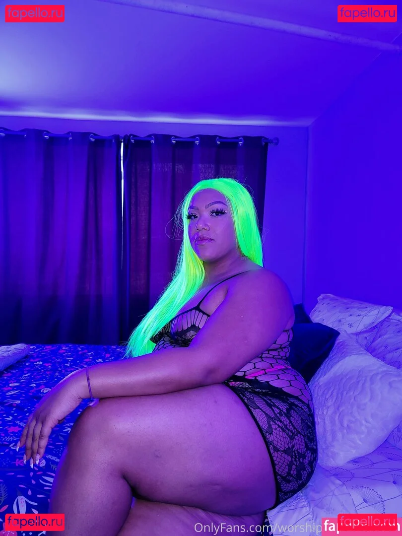 worship_nicoles_soles Onlyfans Photo Gallery 