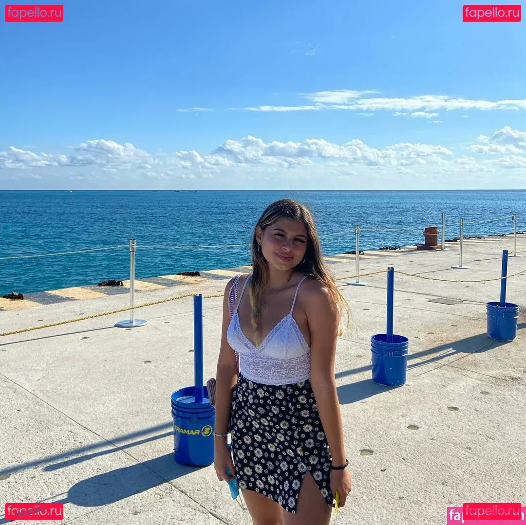 Naye062 Onlyfans Photo Gallery 