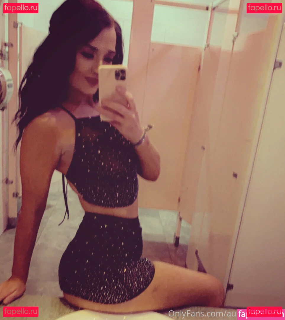 aundreahayley Onlyfans Photo Gallery 