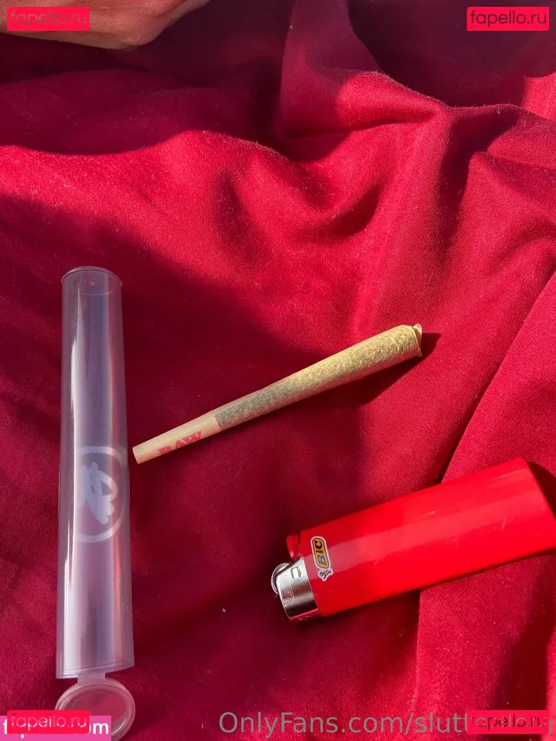 sluttedlola Onlyfans Photo Gallery 