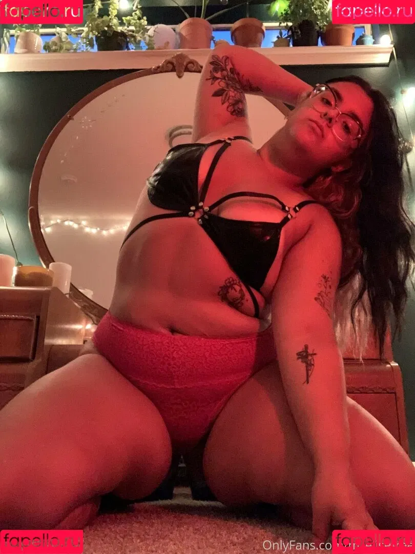 m_elise Onlyfans Photo Gallery 