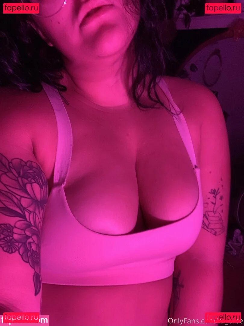 m_elise Onlyfans Photo Gallery 