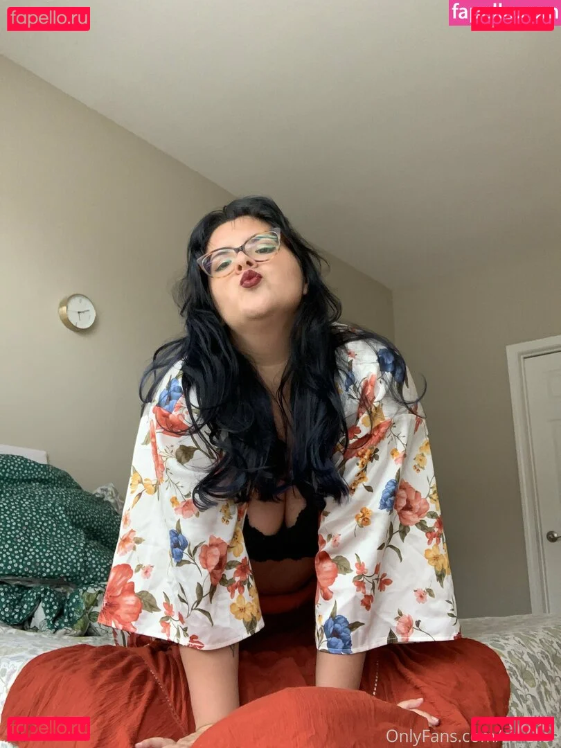 m_elise Onlyfans Photo Gallery 