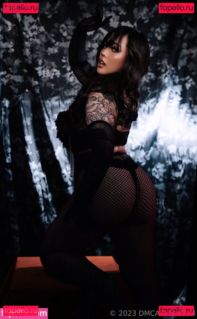 Ali Saengsavang Onlyfans Photo Gallery 