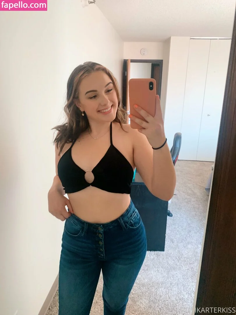 rosikarterkiss Onlyfans Photo Gallery 