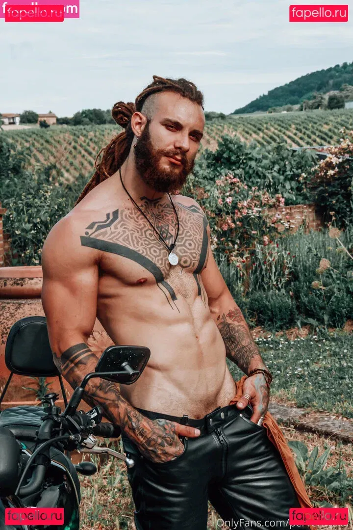 pervertmilan Onlyfans Photo Gallery 