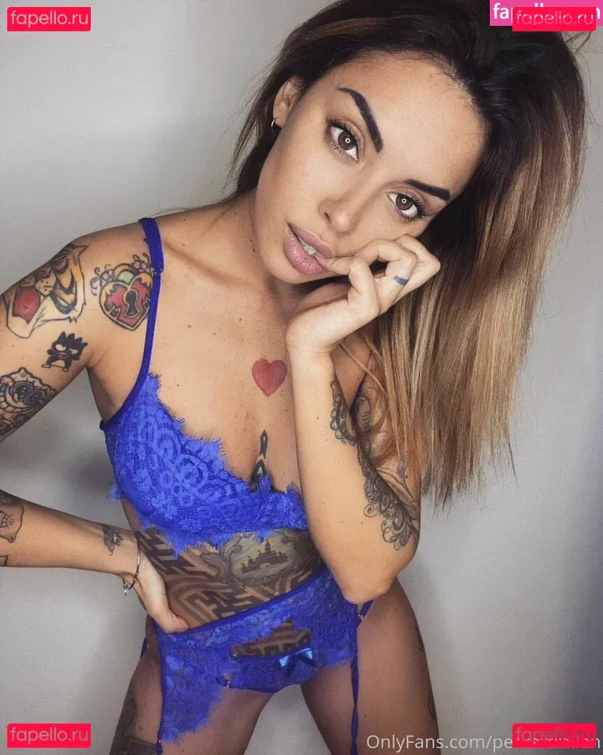 pervertmilan Onlyfans Photo Gallery 