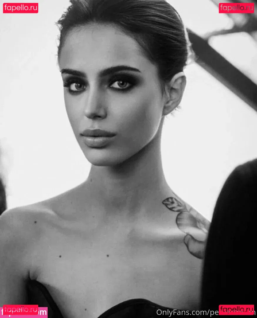 pervertmilan Onlyfans Photo Gallery 