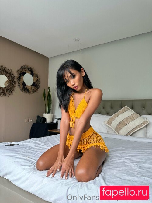 Sheiziss Nude Onlyfans Photo 25