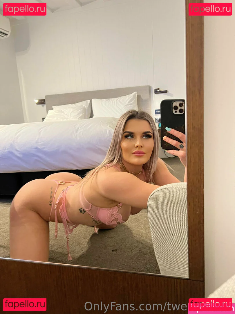 twerkariana Onlyfans Photo Gallery 