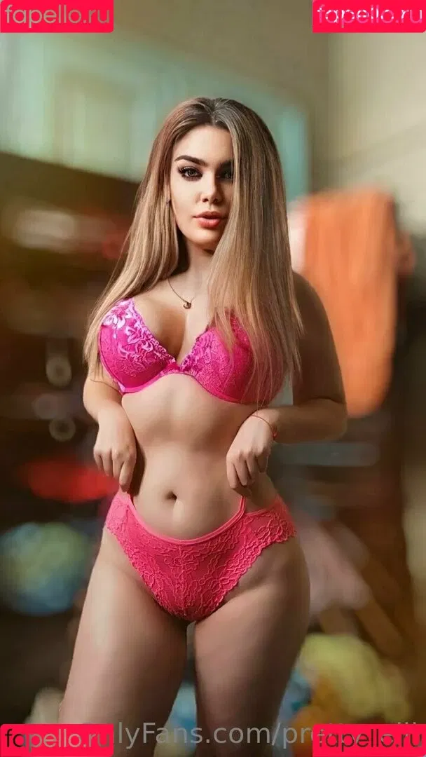 pretty_elli Onlyfans Photo Gallery 