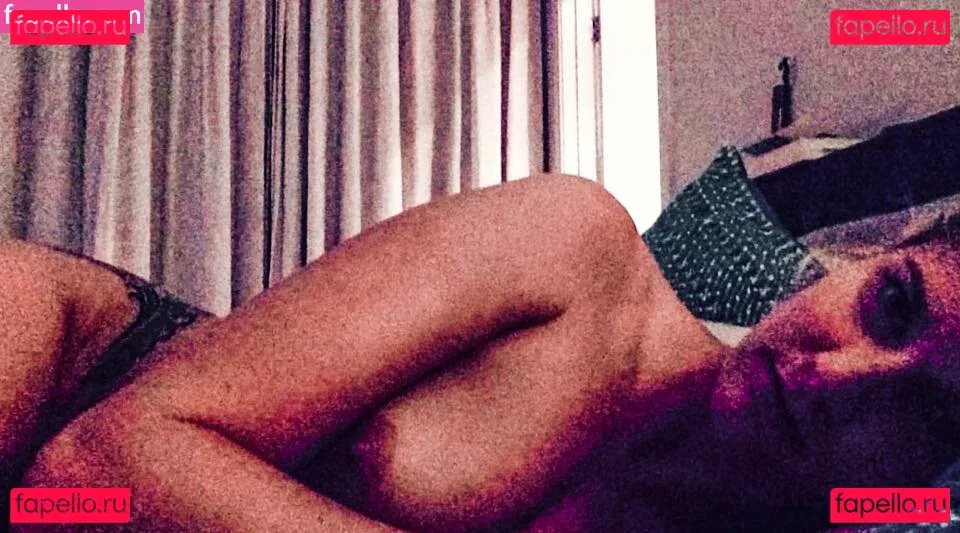 pretty_elli Onlyfans Photo Gallery 