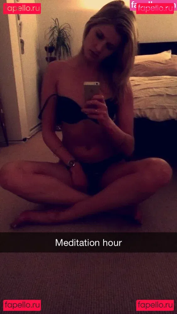 pretty_elli Onlyfans Photo Gallery 