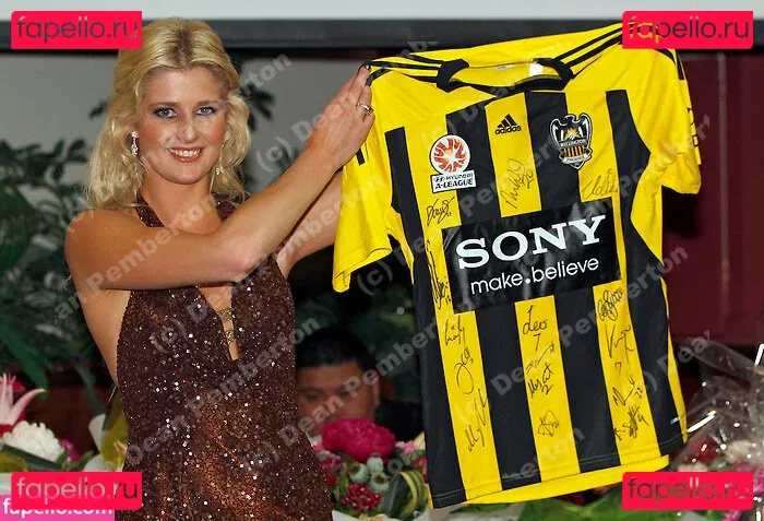 pretty_elli Onlyfans Photo Gallery 