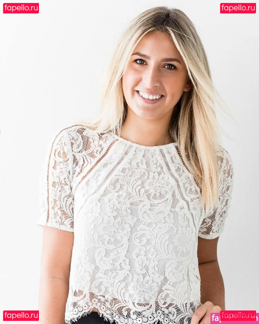 pretty_elli Onlyfans Photo Gallery 