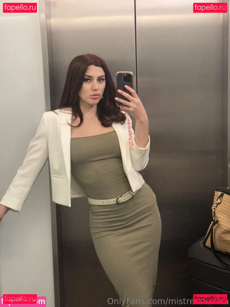 mistresskarina Onlyfans Photo Gallery 