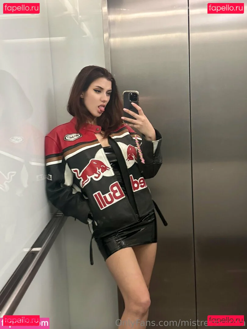 mistresskarina Onlyfans Photo Gallery 