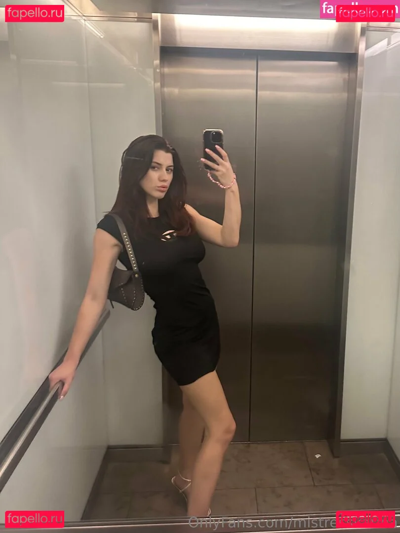 mistresskarina Onlyfans Photo Gallery 