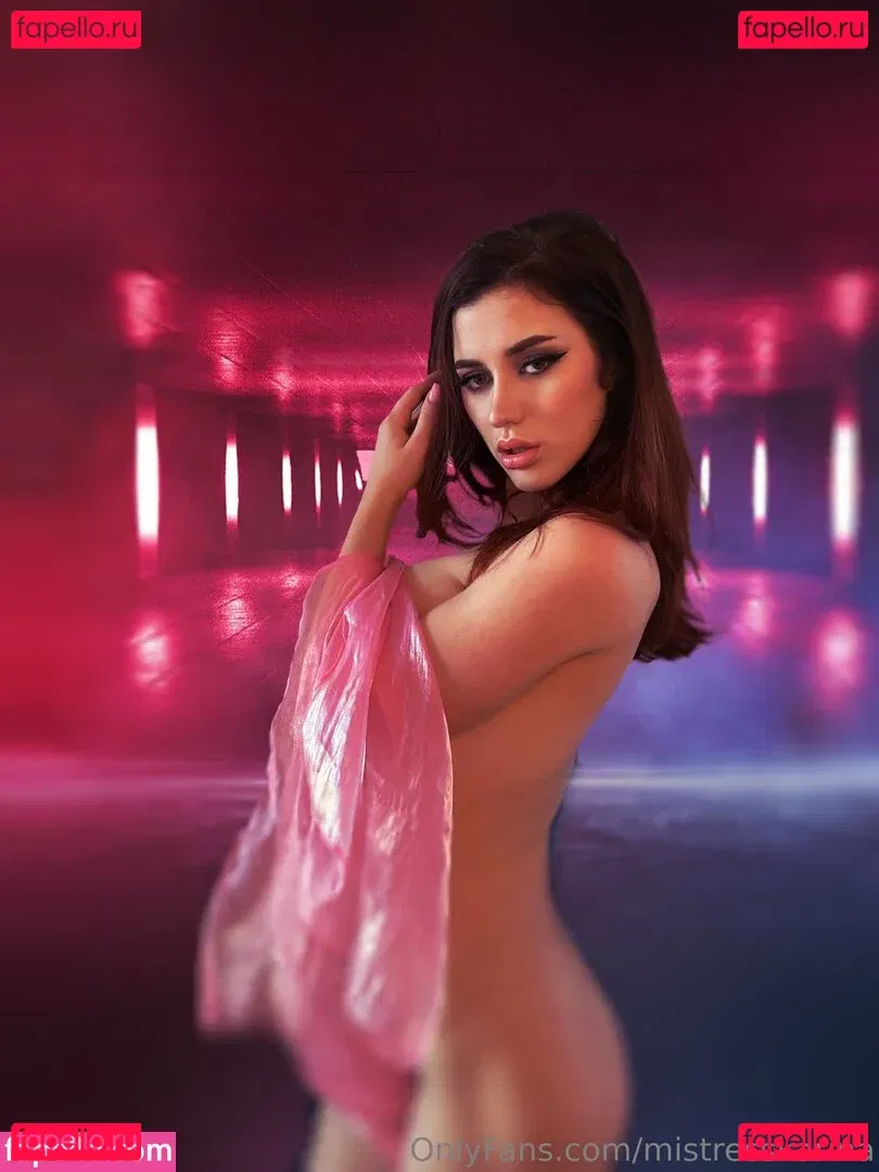 mistresskarina Onlyfans Photo Gallery 