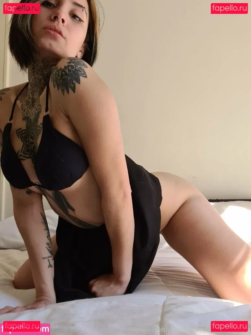 Luzz_chan Onlyfans Photo Gallery 