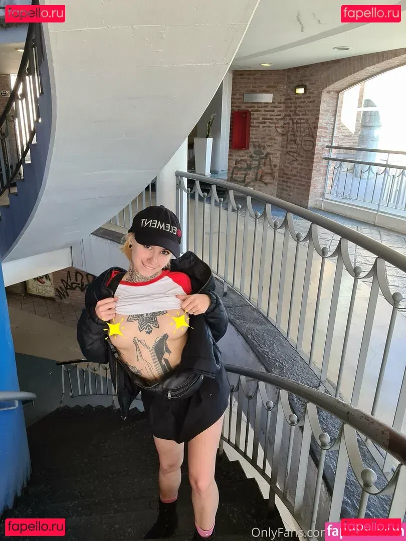 Luzz_chan Onlyfans Photo Gallery 