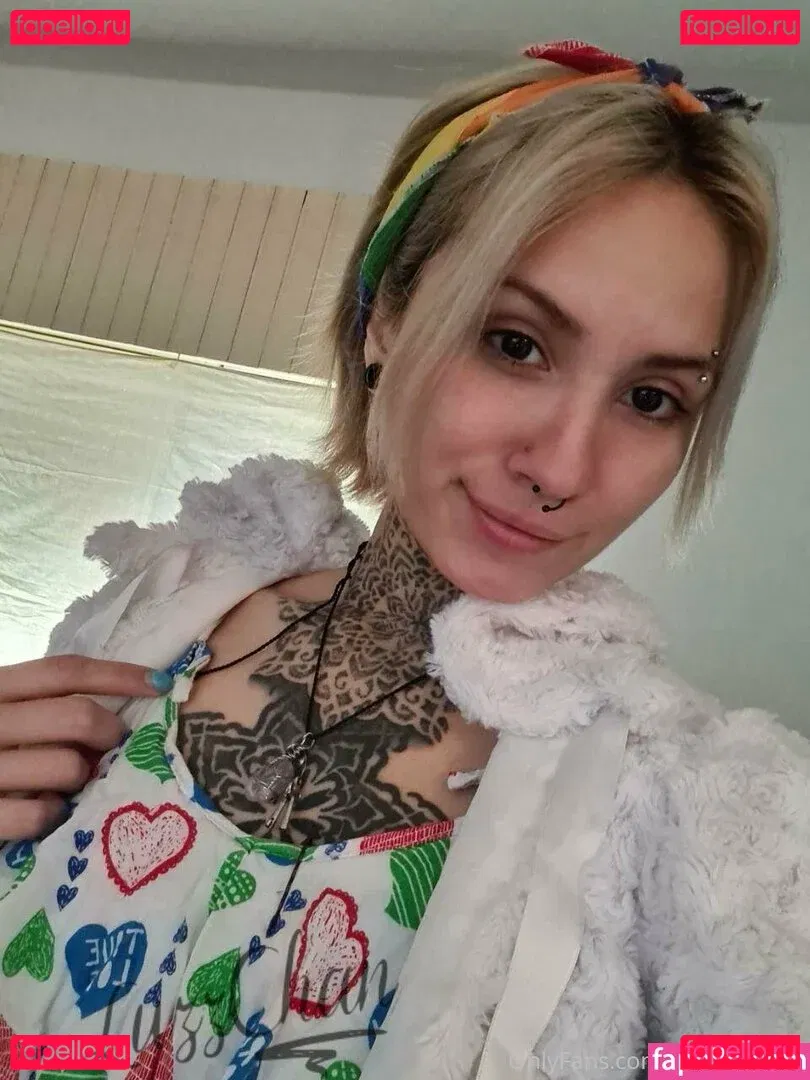 Luzz_chan Onlyfans Photo Gallery 