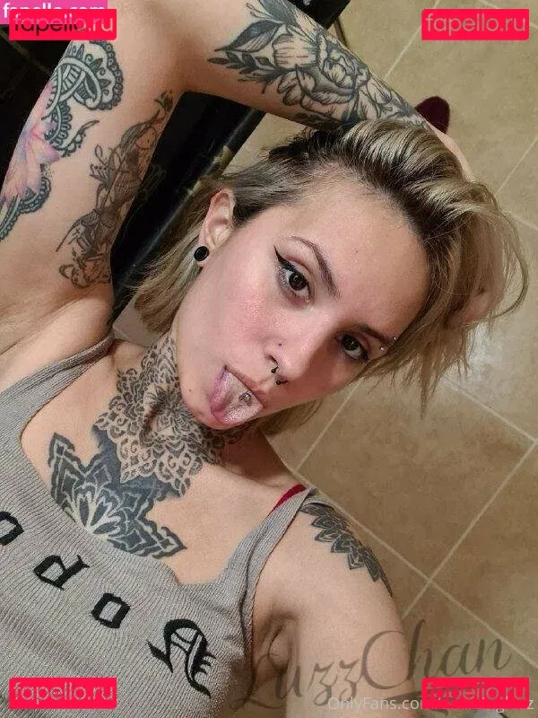 Luzz_chan Onlyfans Photo Gallery 