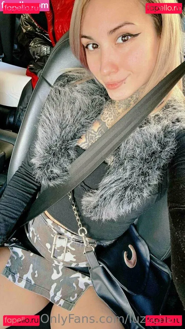 Luzz_chan Onlyfans Photo Gallery 
