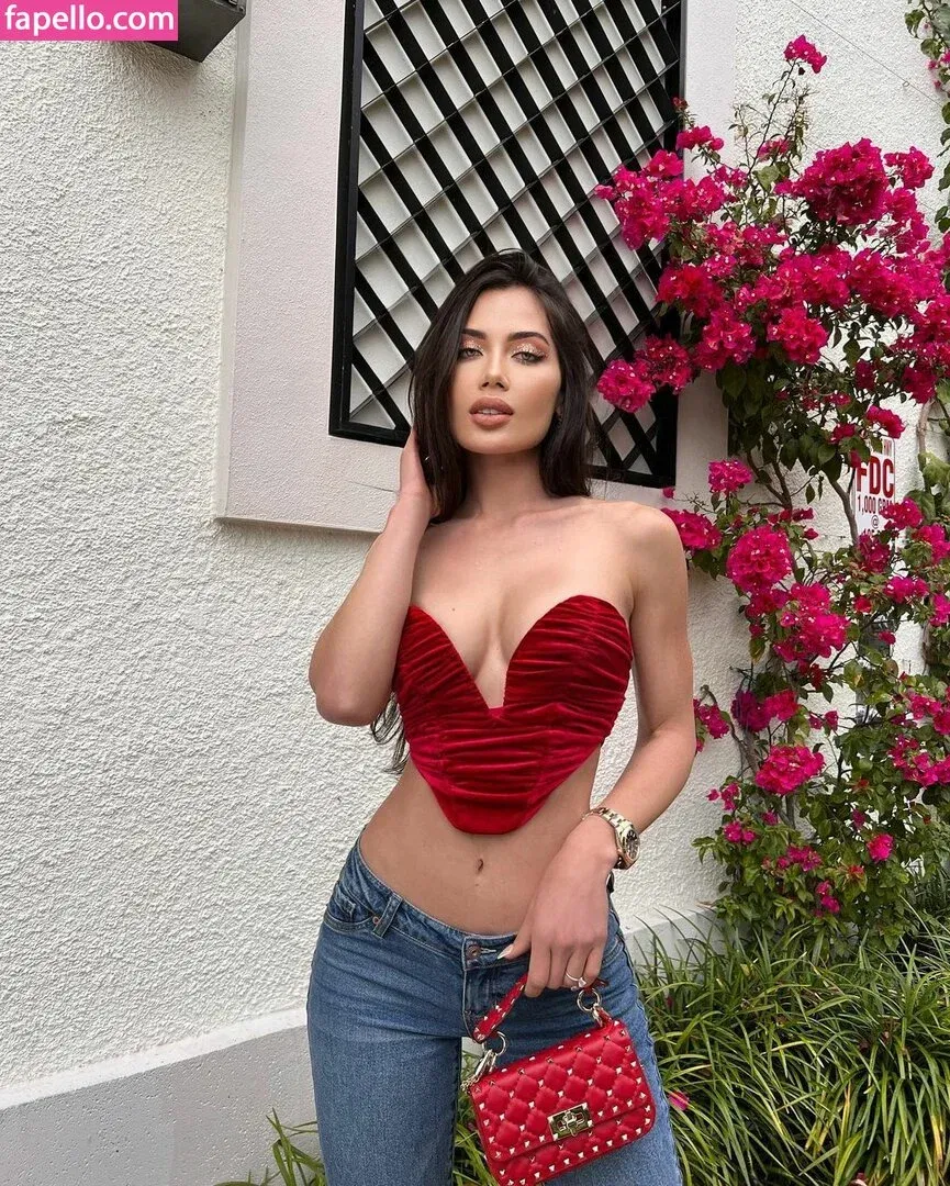 Georgina Mazzeo Onlyfans Photo Gallery 