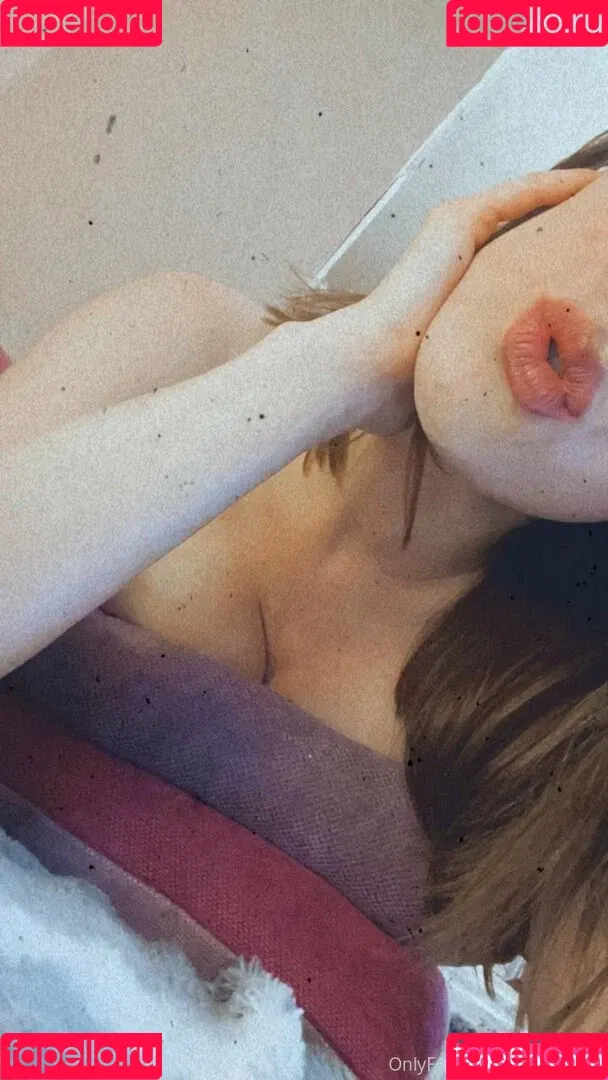 evaholiday Onlyfans Photo Gallery 