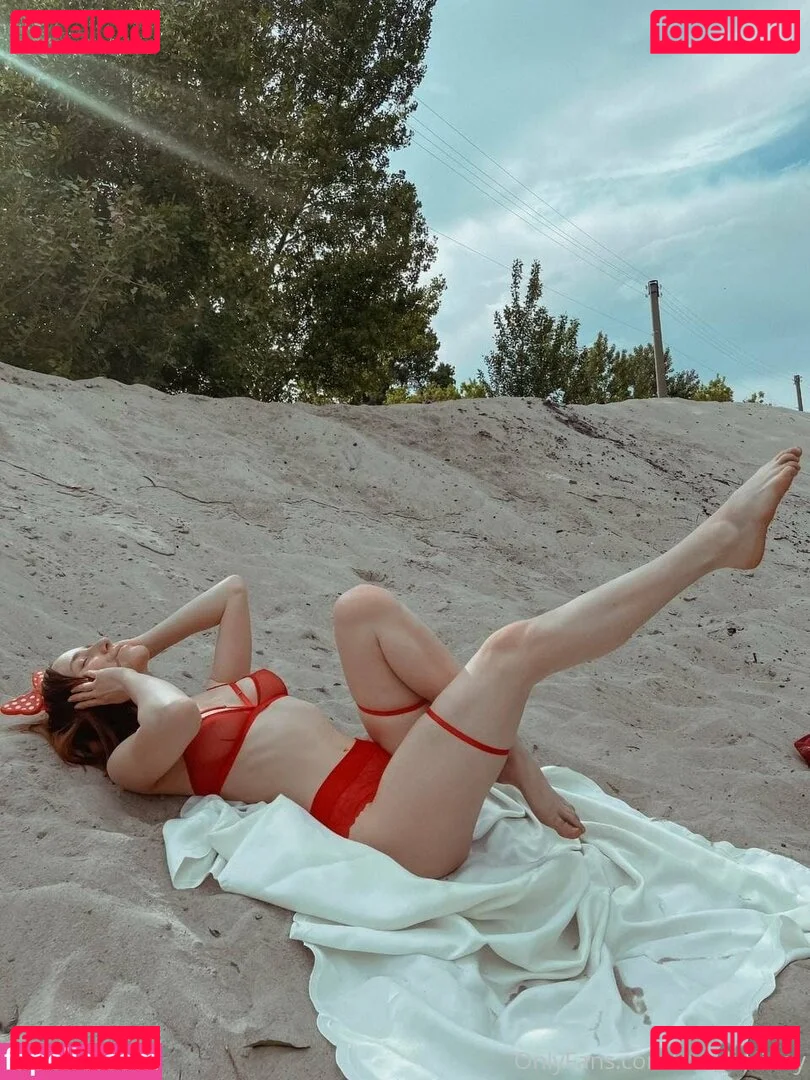 evaholiday Onlyfans Photo Gallery 