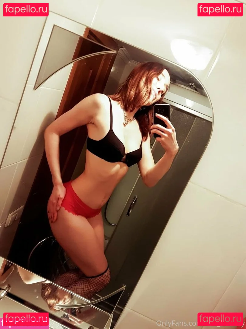 evaholiday Onlyfans Photo Gallery 