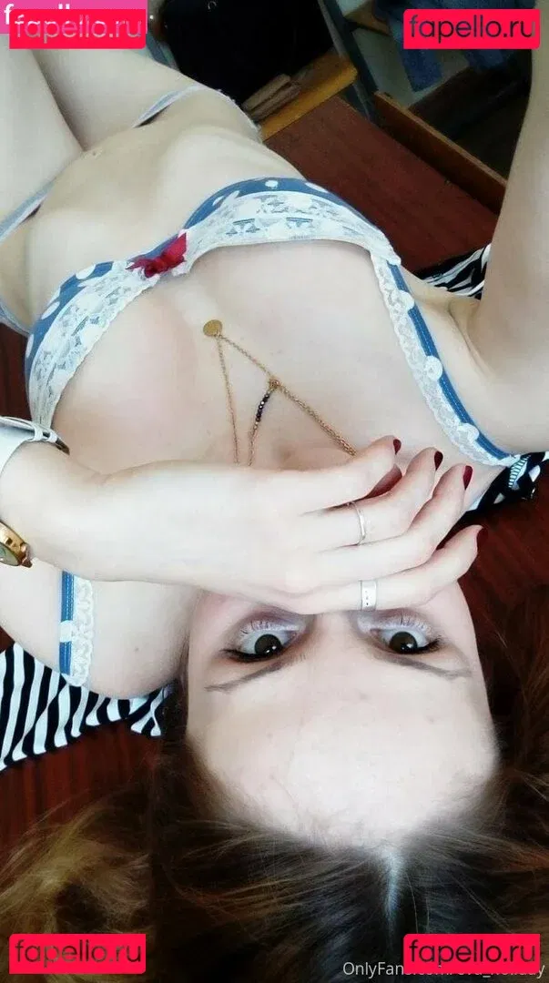 evaholiday Onlyfans Photo Gallery 