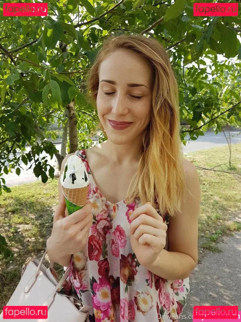 evaholiday Onlyfans Photo Gallery 