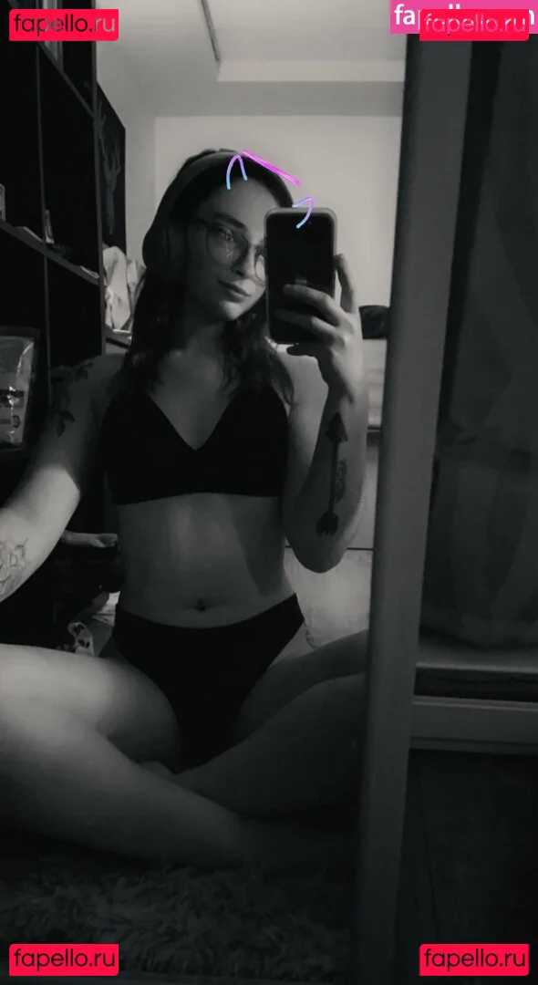 miniloupxxx Onlyfans Photo Gallery 