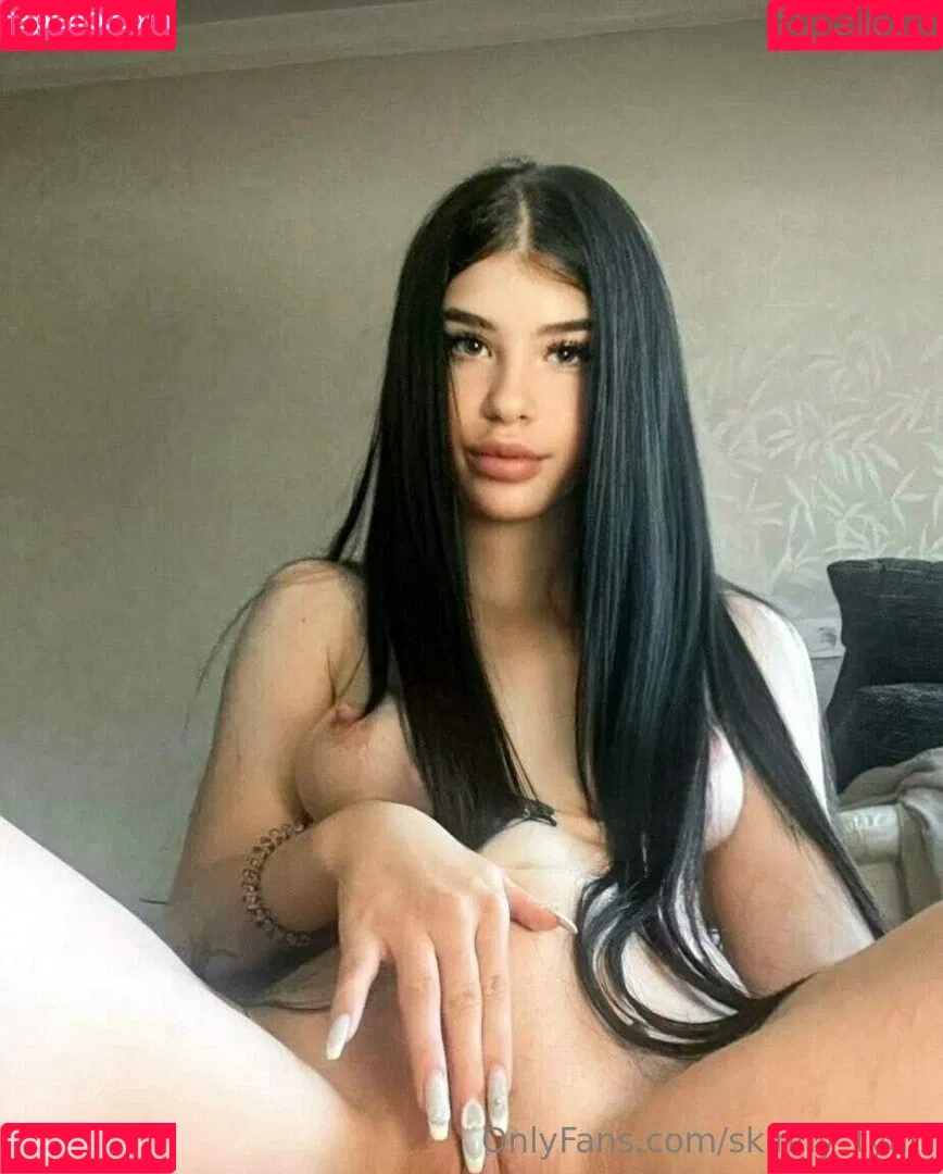 skinny_tyan Onlyfans Photo Gallery 