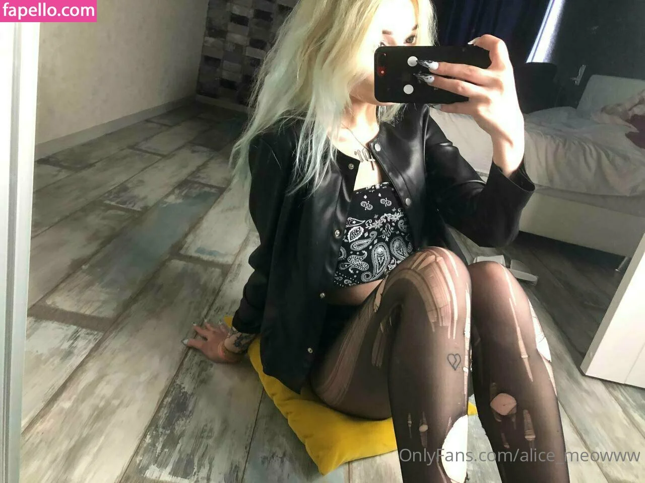 skinny_tyan Onlyfans Photo Gallery 