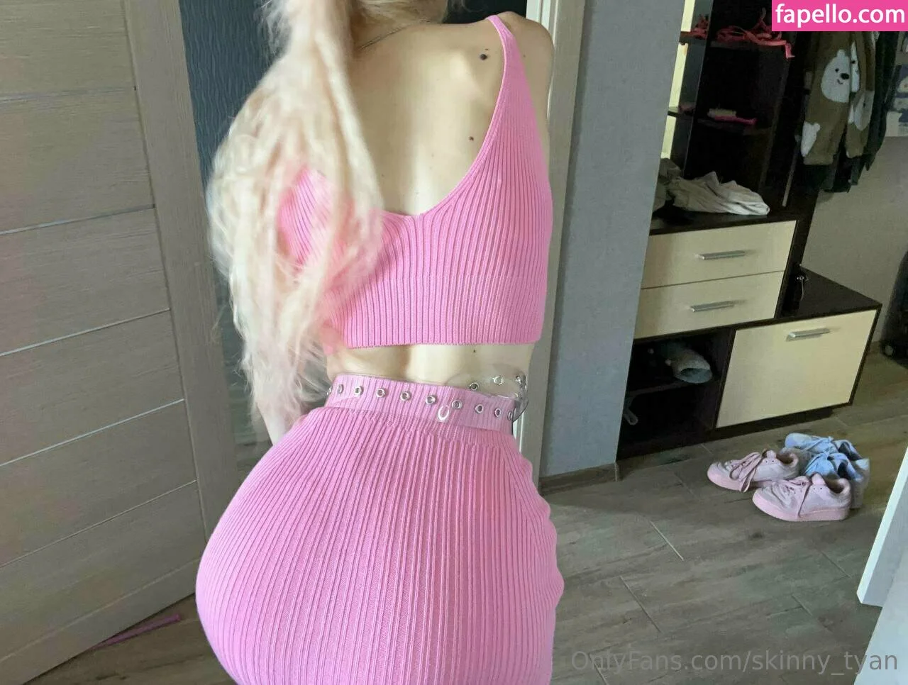 skinny_tyan Onlyfans Photo Gallery 